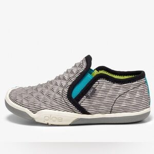 NIB PLAE Migi Tourmaline Quartz Size 4 Y